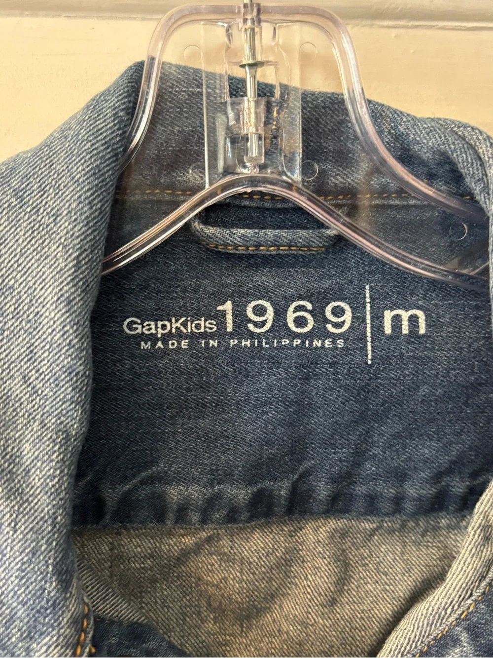 GAPkids 1969 Unisex Medium Wash Blue Denim Jean Trucker Jacket Classic Preppy